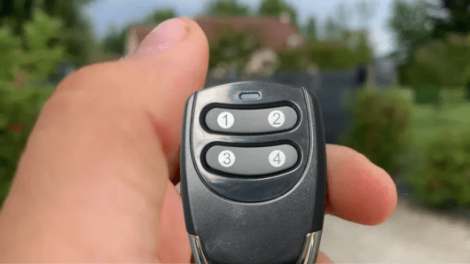 T&eacute;l&eacute;commande pour motorisation portail battant ou coulissant