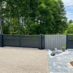 Portail automatique coulissant aluminium avec motorisation