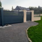 Portail avec portillon assorti